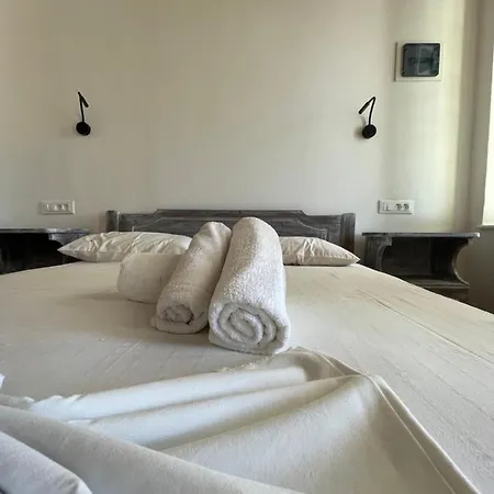 Hotel Kroissos